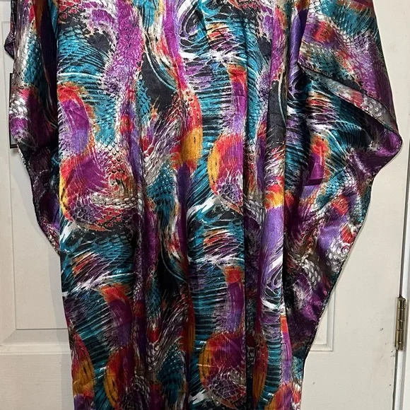 Winlar Multicolored Jewel Print Satin Caftan One Size‎ Made in India NWT. - Picture 6 of 6